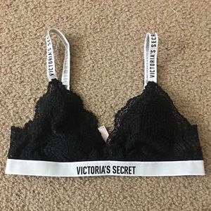 Victoria’s Secret Bralette (SIZE M)